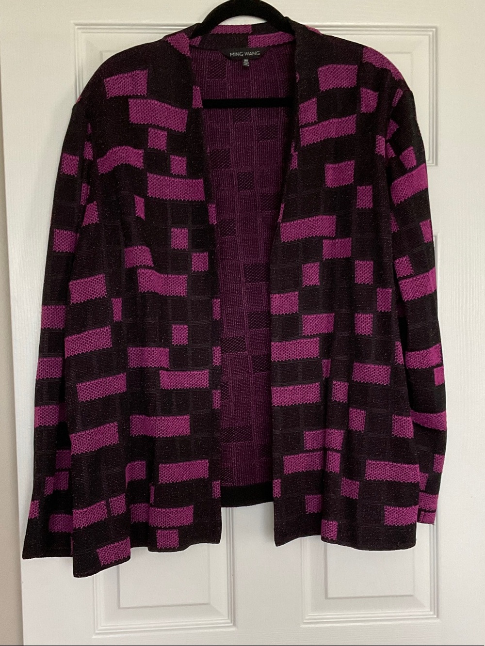 Ming Wang Black & Magenta Geometric Open Cardigan